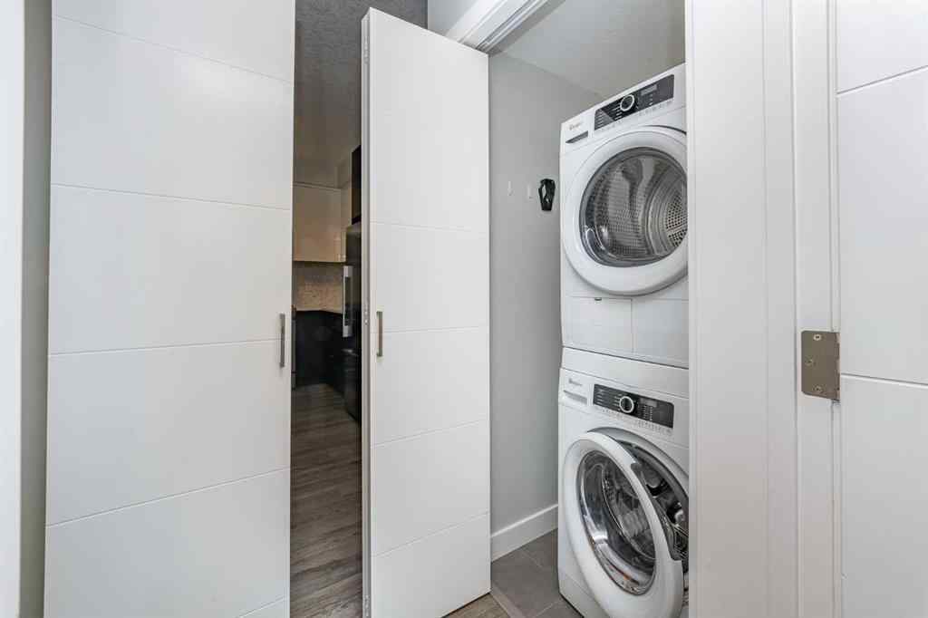 MLS&reg; # A2270775 - Unit #3218 95 Burma Star Road SW in Currie Barracks Calgary, Residential Open Houses