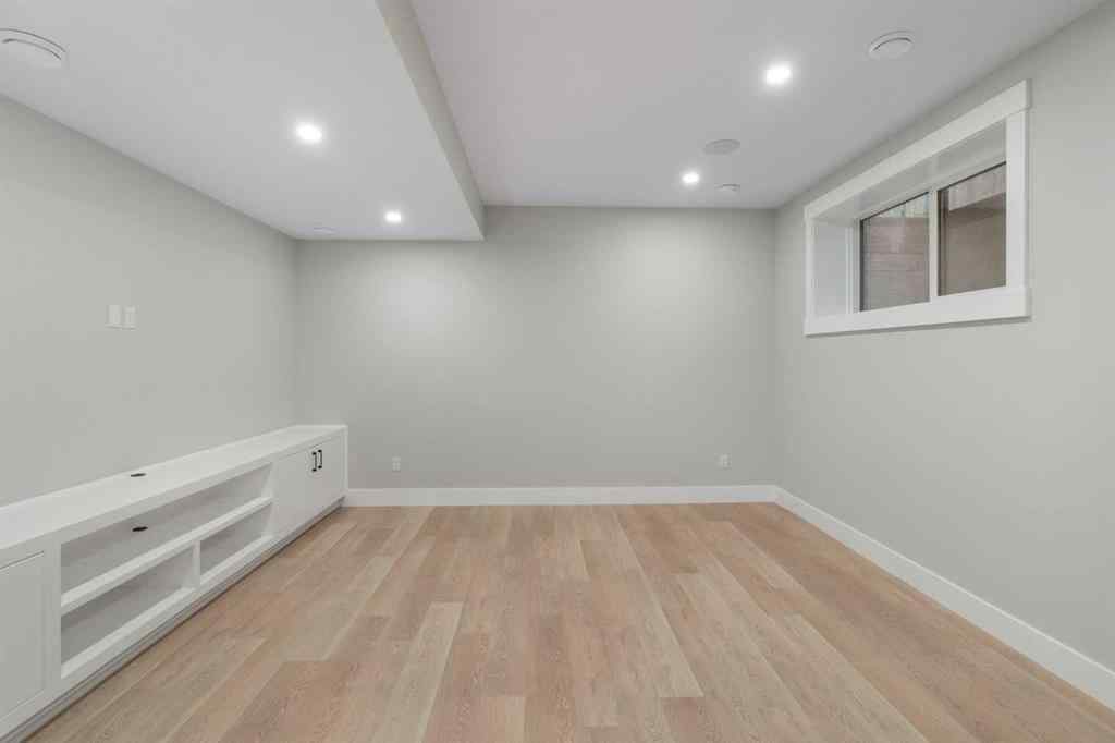 MLS&reg; # A2270777 - 2414 35 Street SW in Killarney/Glengarry Calgary, Residential Open Houses