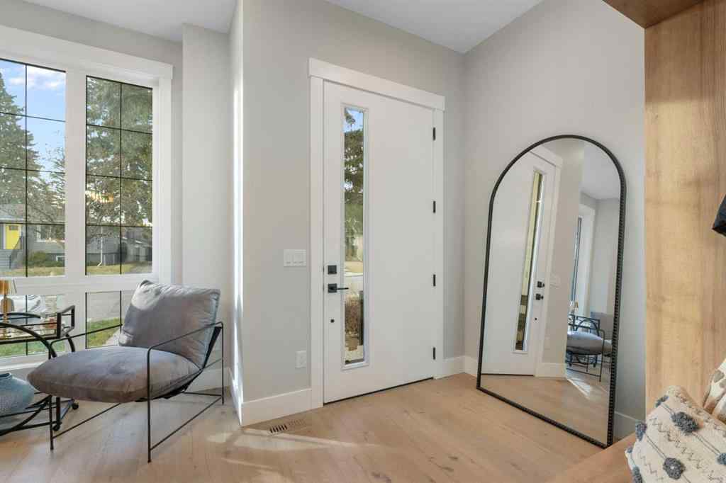 MLS&reg; # A2270777 - 2414 35 Street SW in Killarney/Glengarry Calgary, Residential Open Houses