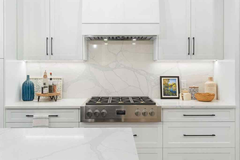 MLS&reg; # A2270777 - 2414 35 Street SW in Killarney/Glengarry Calgary, Residential Open Houses