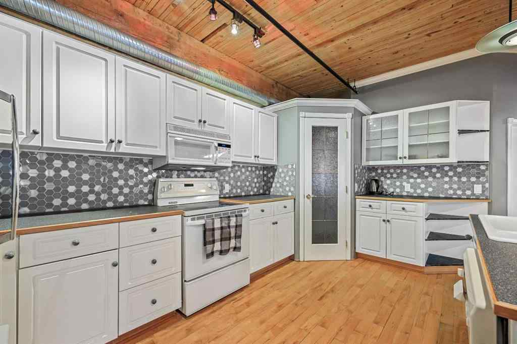 MLS® # A2270780 - Unit #401 535 10 Avenue SW in Beltline Calgary, Commercial Open Houses