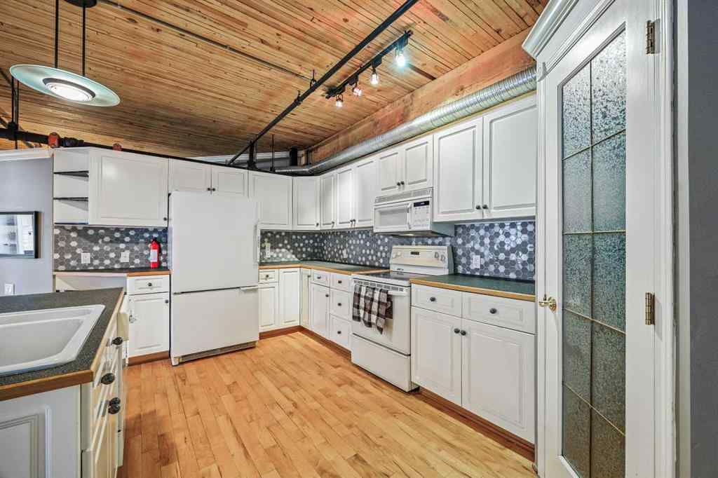 MLS® # A2270780 - Unit #401 535 10 Avenue SW in Beltline Calgary, Commercial Open Houses