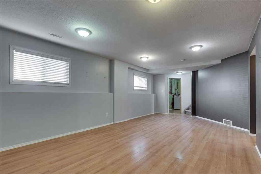 MLS&reg; # A2270783 - 4613 55 Avenue  in NONE Bentley, Residential Open Houses