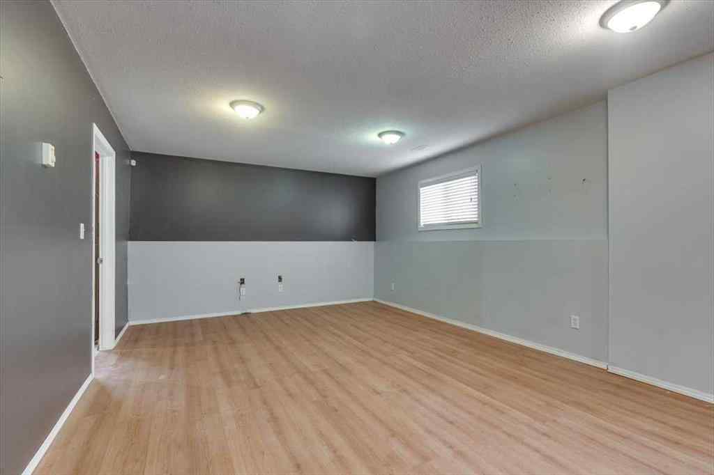 MLS&reg; # A2270783 - 4613 55 Avenue  in NONE Bentley, Residential Open Houses