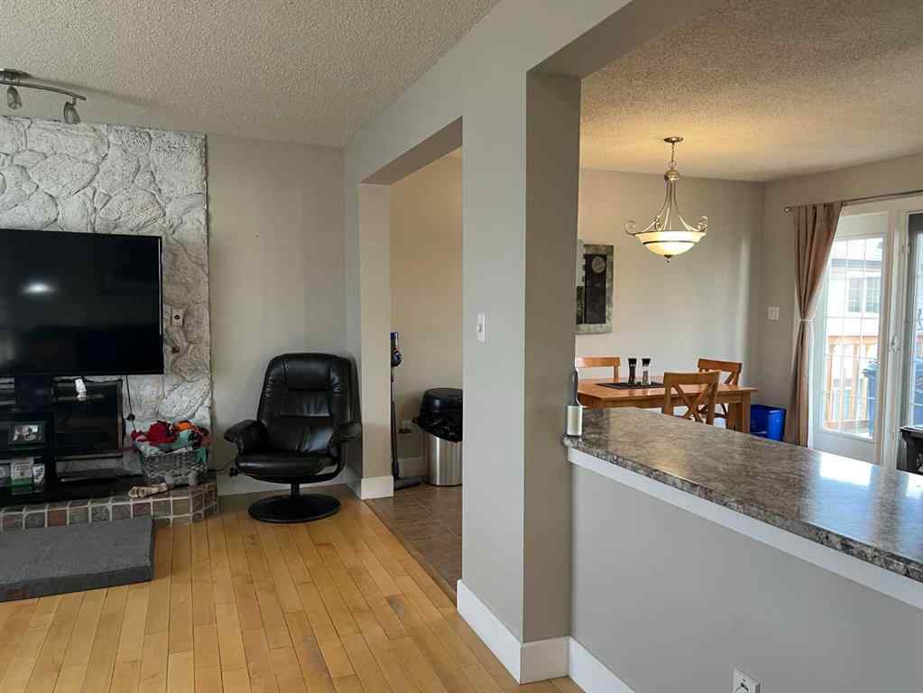 MLS&reg; # A2270784 - 237 Cochrane Crescent  in Thickwood Fort McMurray, Residential Open Houses