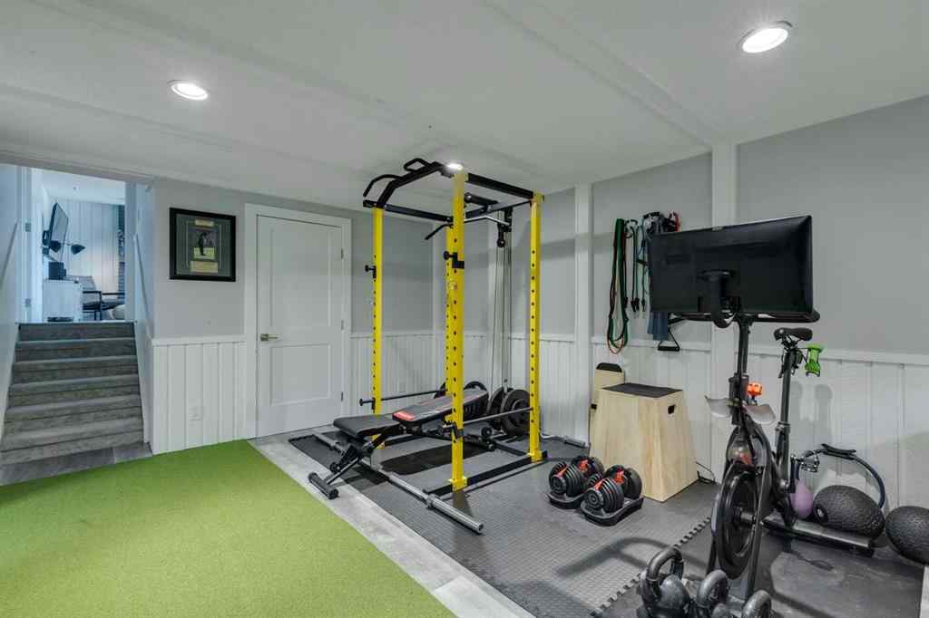 MLS® A2270790 - 6616 Silverdale Road NW in Silver Springs Calgary, Residential