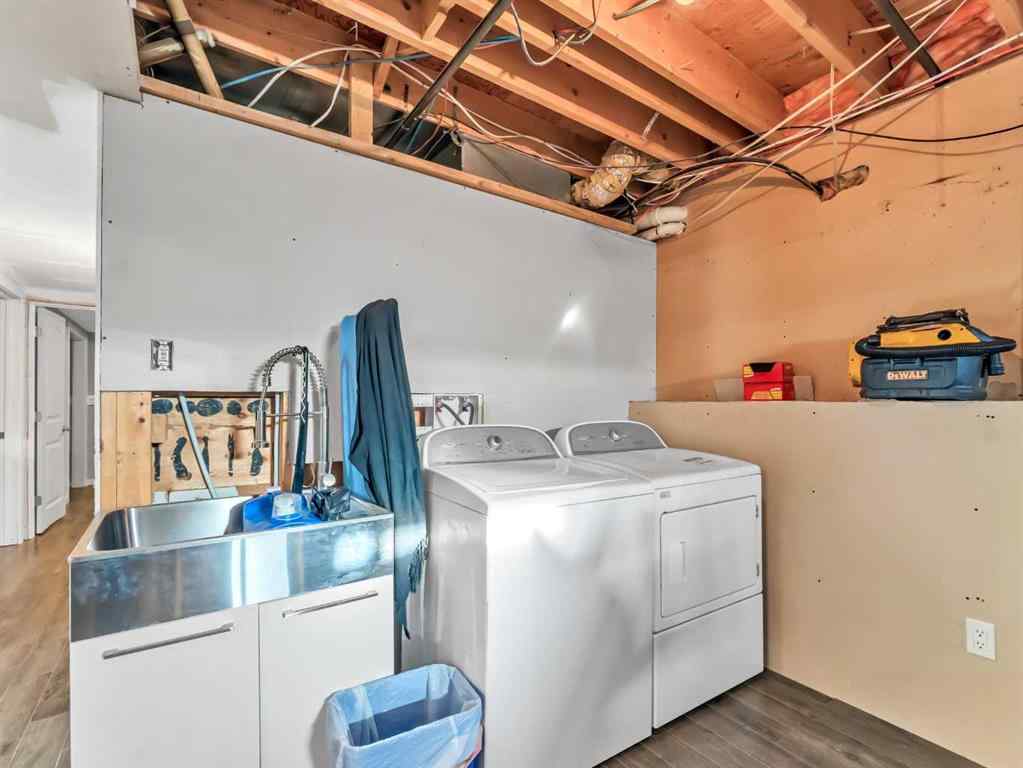 MLS&reg; # A2270796 - 25 Rossmere Avenue SE in Ross Glen Medicine Hat, Residential Open Houses