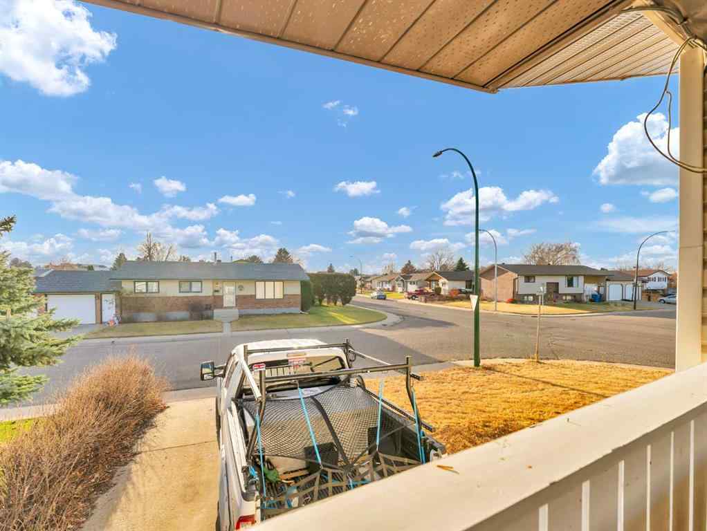 MLS&reg; # A2270796 - 25 Rossmere Avenue SE in Ross Glen Medicine Hat, Residential Open Houses