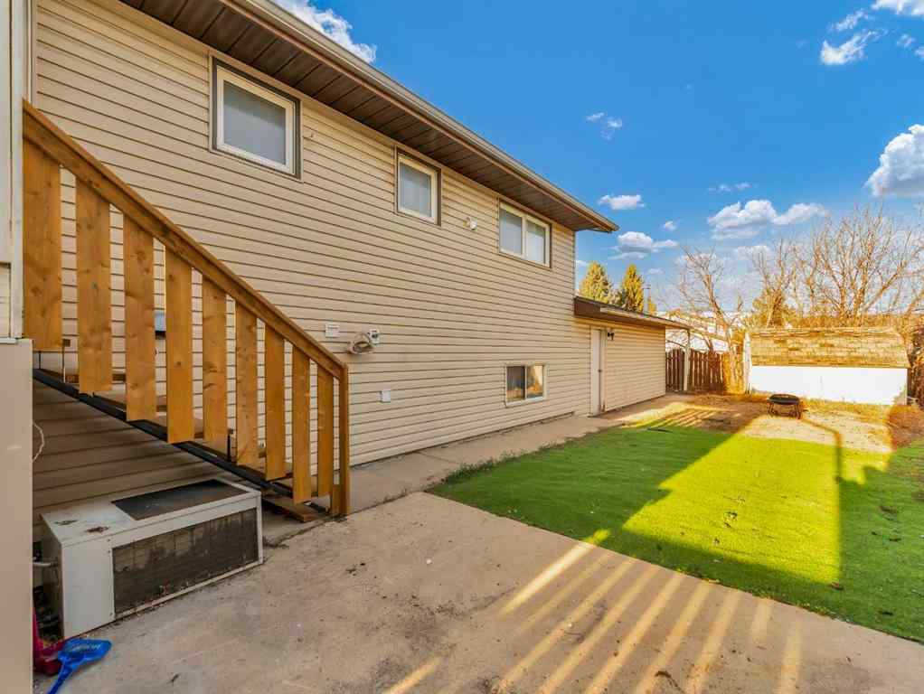 MLS&reg; # A2270796 - 25 Rossmere Avenue SE in Ross Glen Medicine Hat, Residential Open Houses