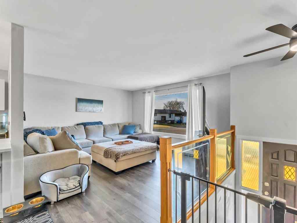 MLS&reg; # A2270796 - 25 Rossmere Avenue SE in Ross Glen Medicine Hat, Residential Open Houses