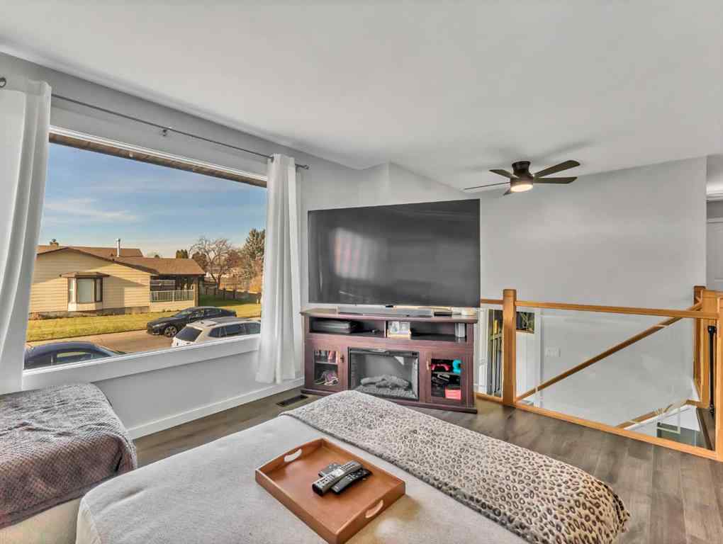 MLS&reg; # A2270796 - 25 Rossmere Avenue SE in Ross Glen Medicine Hat, Residential Open Houses