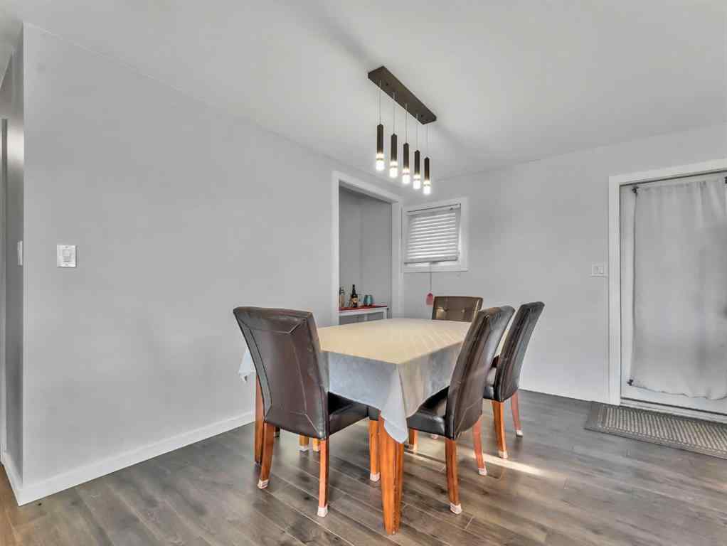 MLS&reg; # A2270796 - 25 Rossmere Avenue SE in Ross Glen Medicine Hat, Residential Open Houses