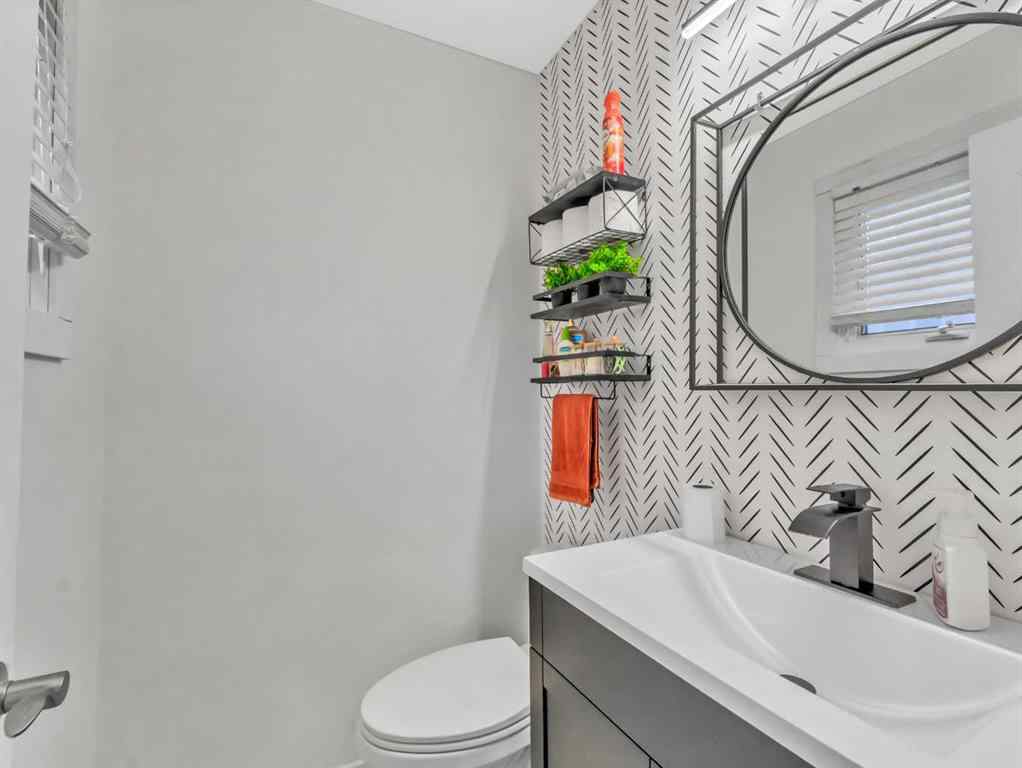 MLS&reg; # A2270796 - 25 Rossmere Avenue SE in Ross Glen Medicine Hat, Residential Open Houses