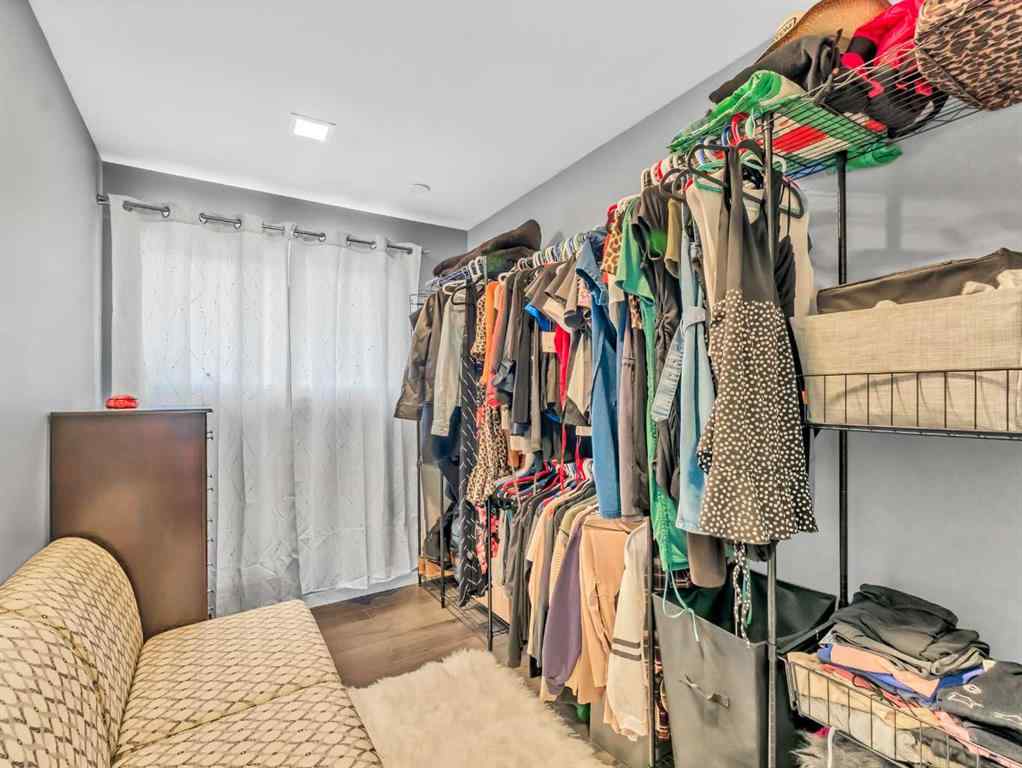 MLS&reg; # A2270796 - 25 Rossmere Avenue SE in Ross Glen Medicine Hat, Residential Open Houses