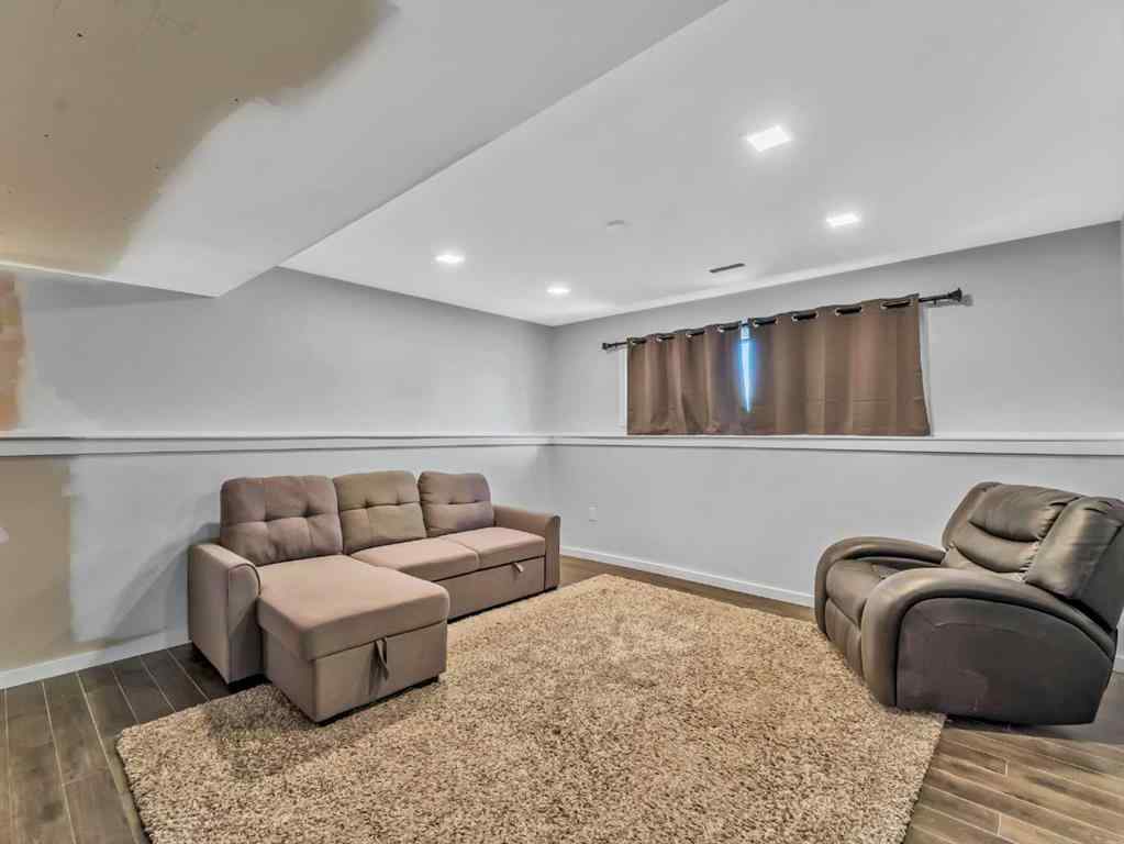 MLS&reg; # A2270796 - 25 Rossmere Avenue SE in Ross Glen Medicine Hat, Residential Open Houses