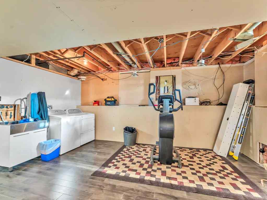 MLS&reg; # A2270796 - 25 Rossmere Avenue SE in Ross Glen Medicine Hat, Residential Open Houses