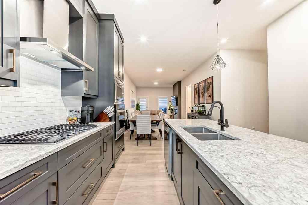 MLS&reg; # A2270799 - 7 wolf Crescent N in Wedderburn Okotoks, Residential Open Houses