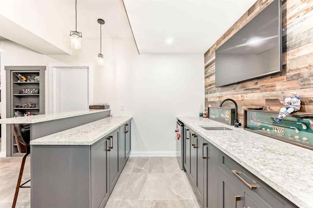 MLS&reg; # A2270799 - 7 wolf Crescent N in Wedderburn Okotoks, Residential Open Houses