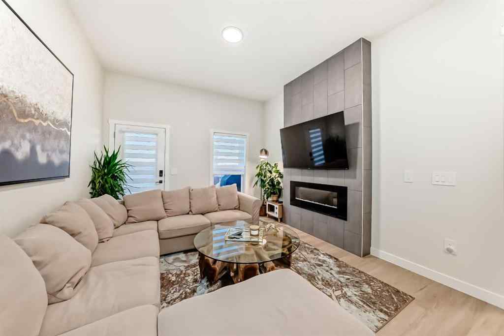 MLS&reg; # A2270799 - 7 wolf Crescent N in Wedderburn Okotoks, Residential Open Houses