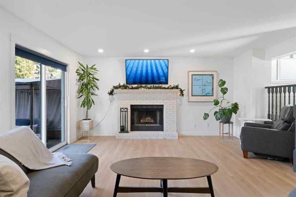 MLS® A2270807 - 53 Riverside Crescent SE in Riverbend Calgary, Residential