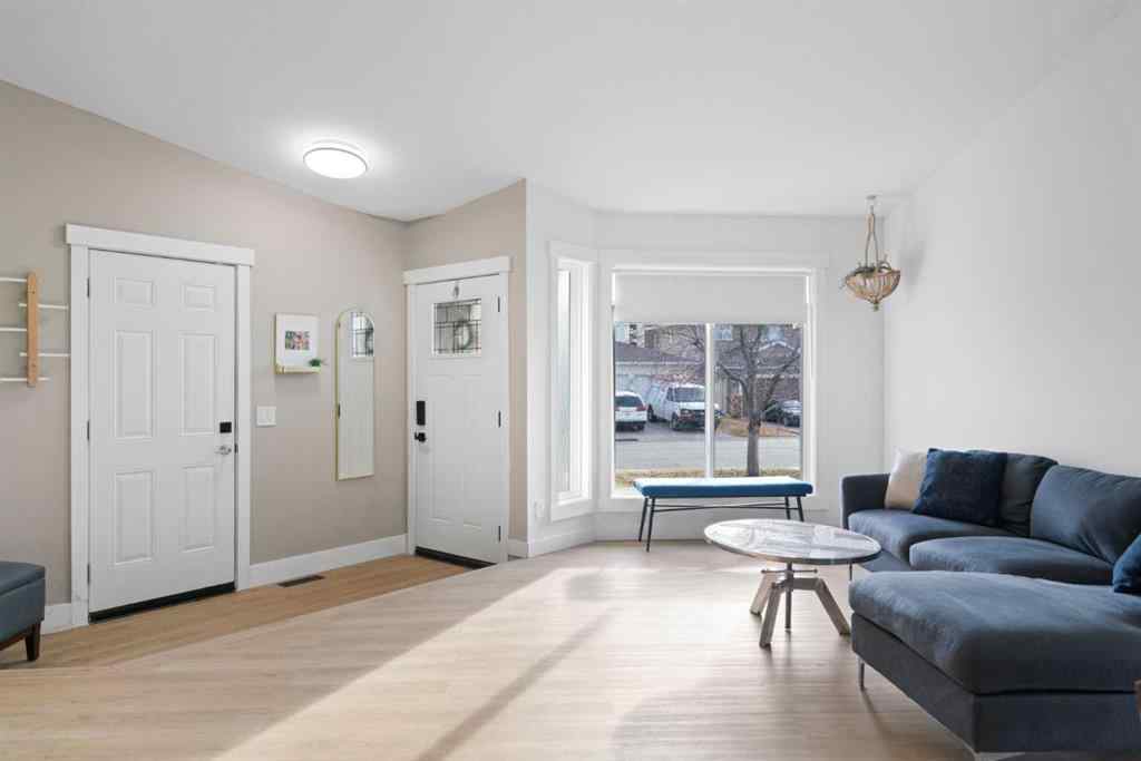 MLS® A2270807 - 53 Riverside Crescent SE in Riverbend Calgary, Residential