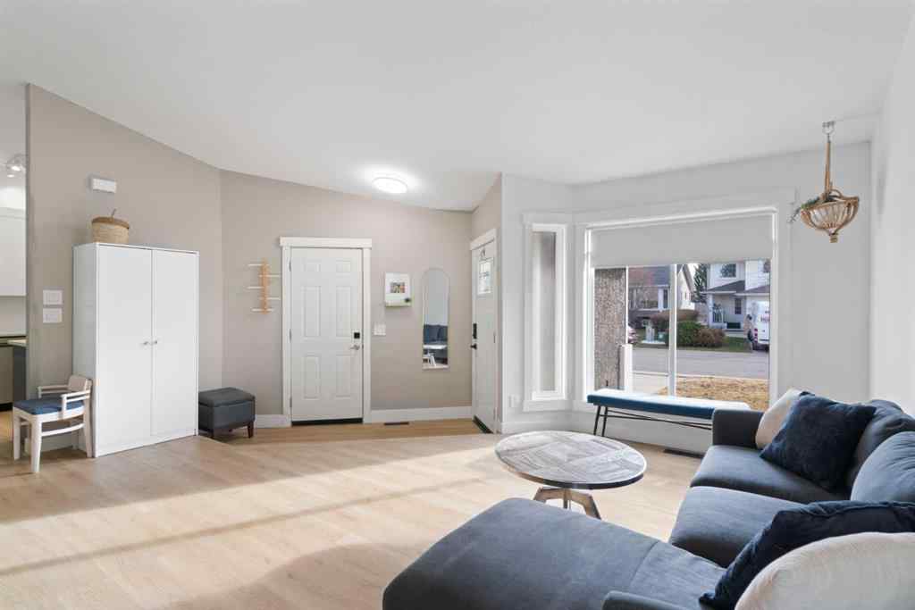 MLS® A2270807 - 53 Riverside Crescent SE in Riverbend Calgary, Residential