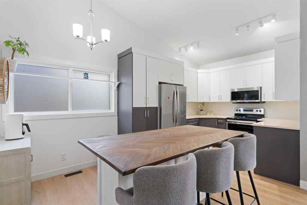 MLS® A2270807 - 53 Riverside Crescent SE in Riverbend Calgary, Residential