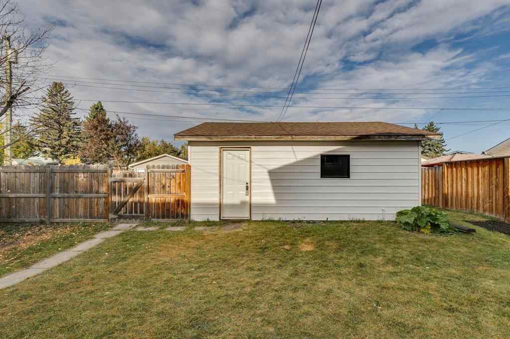 MLS&reg; # A2270809 - 1304 Lake Sylvan Drive SE in Bonavista Downs Calgary, Residential Open Houses