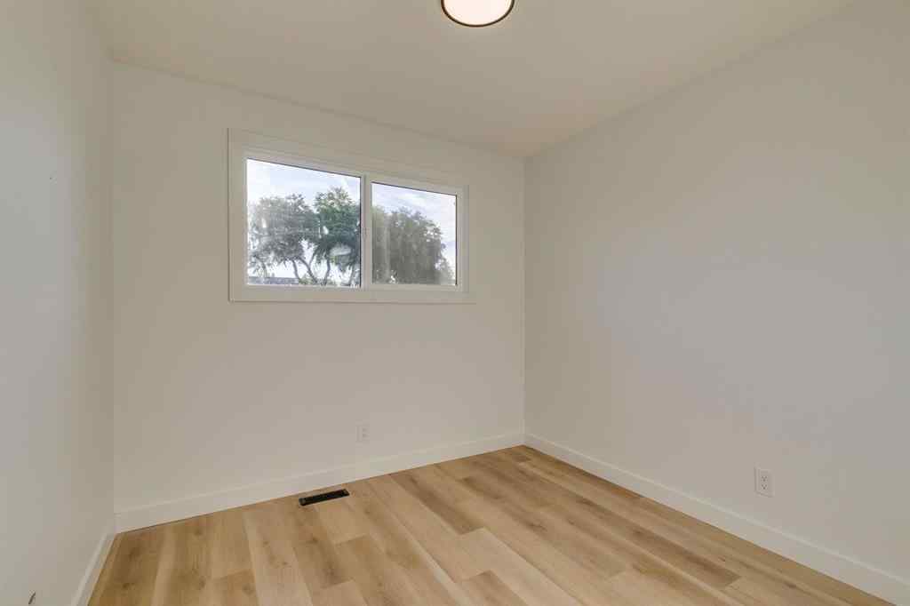 MLS&reg; # A2270809 - 1304 Lake Sylvan Drive SE in Bonavista Downs Calgary, Residential Open Houses