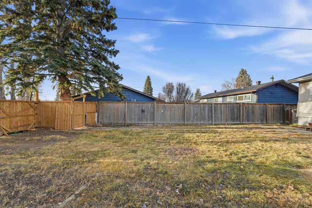 MLS&reg; # A2270811 - 5833 41 Street Crescent  in West Park Red Deer, Residential Open Houses