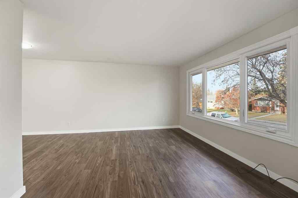 MLS&reg; # A2270811 - 5833 41 Street Crescent  in West Park Red Deer, Residential Open Houses