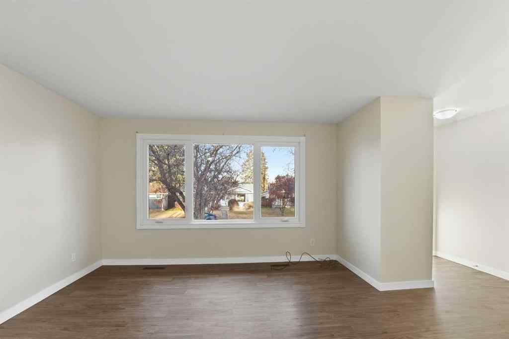 MLS&reg; # A2270811 - 5833 41 Street Crescent  in West Park Red Deer, Residential Open Houses