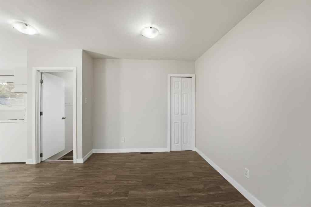 MLS&reg; # A2270811 - 5833 41 Street Crescent  in West Park Red Deer, Residential Open Houses