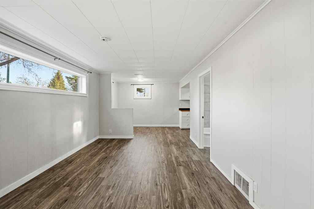 MLS&reg; # A2270811 - 5833 41 Street Crescent  in West Park Red Deer, Residential Open Houses