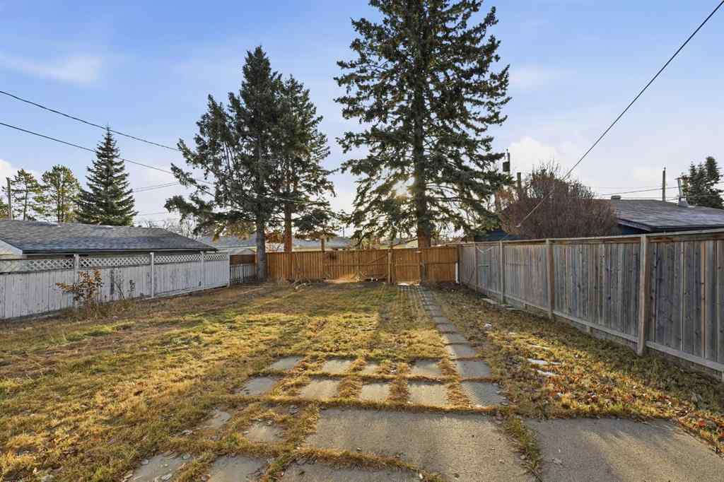 MLS&reg; # A2270811 - 5833 41 Street Crescent  in West Park Red Deer, Residential Open Houses