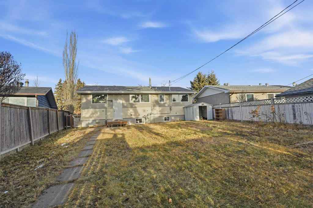 MLS&reg; # A2270811 - 5833 41 Street Crescent  in West Park Red Deer, Residential Open Houses