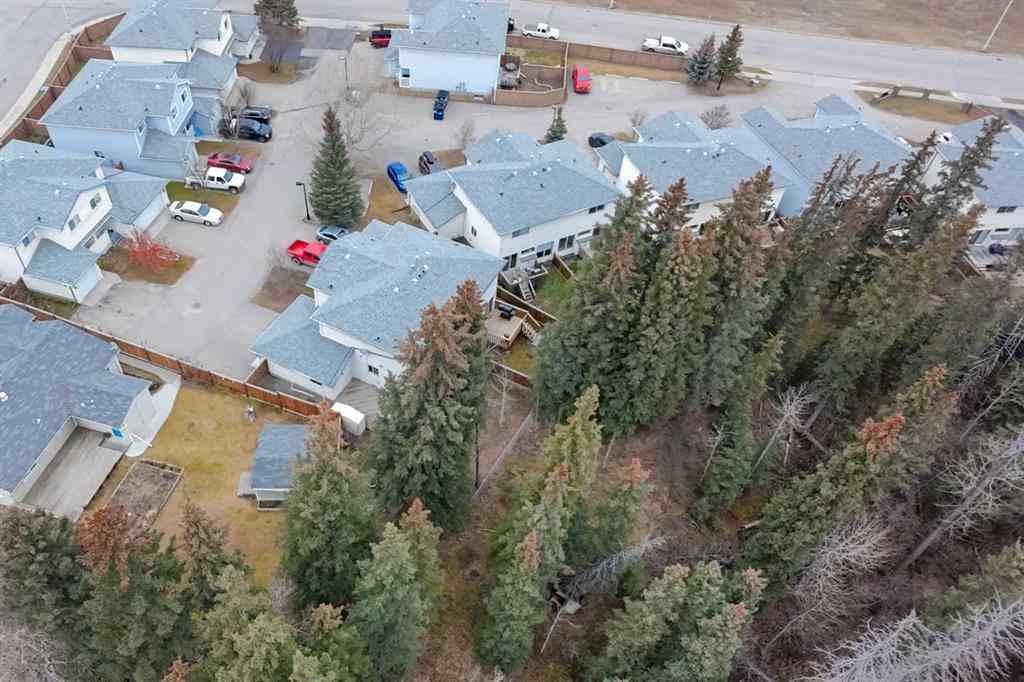 MLS&reg; # A2270818 - Unit #10 465 Makenny Street  in Thompson Lake Hinton, Residential Open Houses