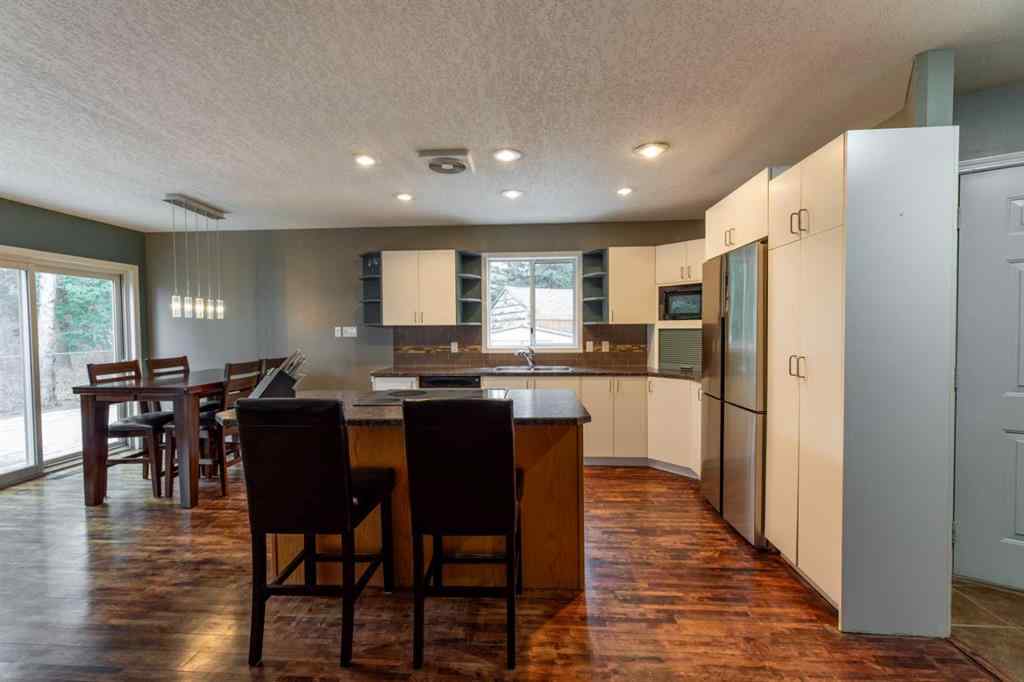 MLS&reg; # A2270818 - Unit #10 465 Makenny Street  in Thompson Lake Hinton, Residential Open Houses