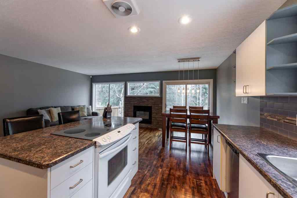 MLS&reg; # A2270818 - Unit #10 465 Makenny Street  in Thompson Lake Hinton, Residential Open Houses