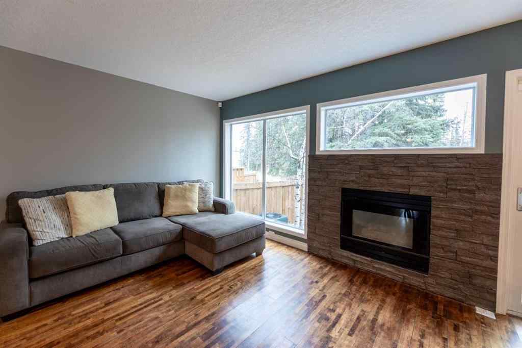 MLS&reg; # A2270818 - Unit #10 465 Makenny Street  in Thompson Lake Hinton, Residential Open Houses