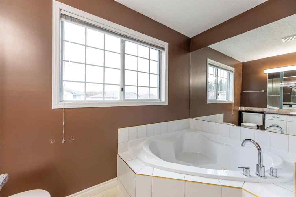 MLS&reg; # A2270818 - Unit #10 465 Makenny Street  in Thompson Lake Hinton, Residential Open Houses