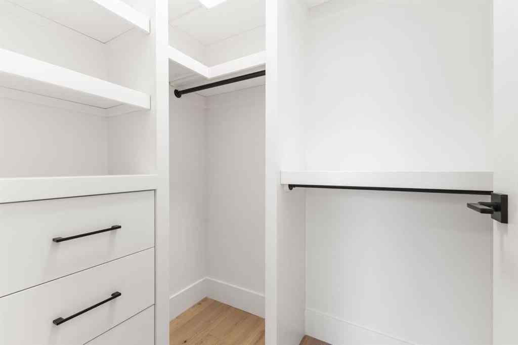 MLS® A2270822 - 725 18 Avenue NW in Mount Pleasant Calgary, Residential