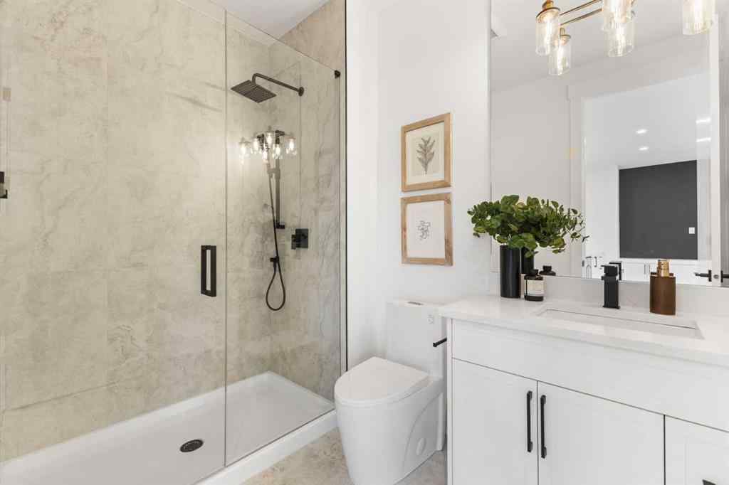 MLS® A2270822 - 725 18 Avenue NW in Mount Pleasant Calgary, Residential