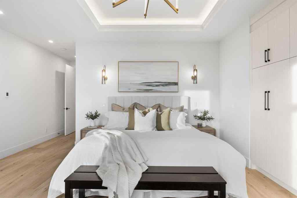 MLS® A2270822 - 725 18 Avenue NW in Mount Pleasant Calgary, Residential