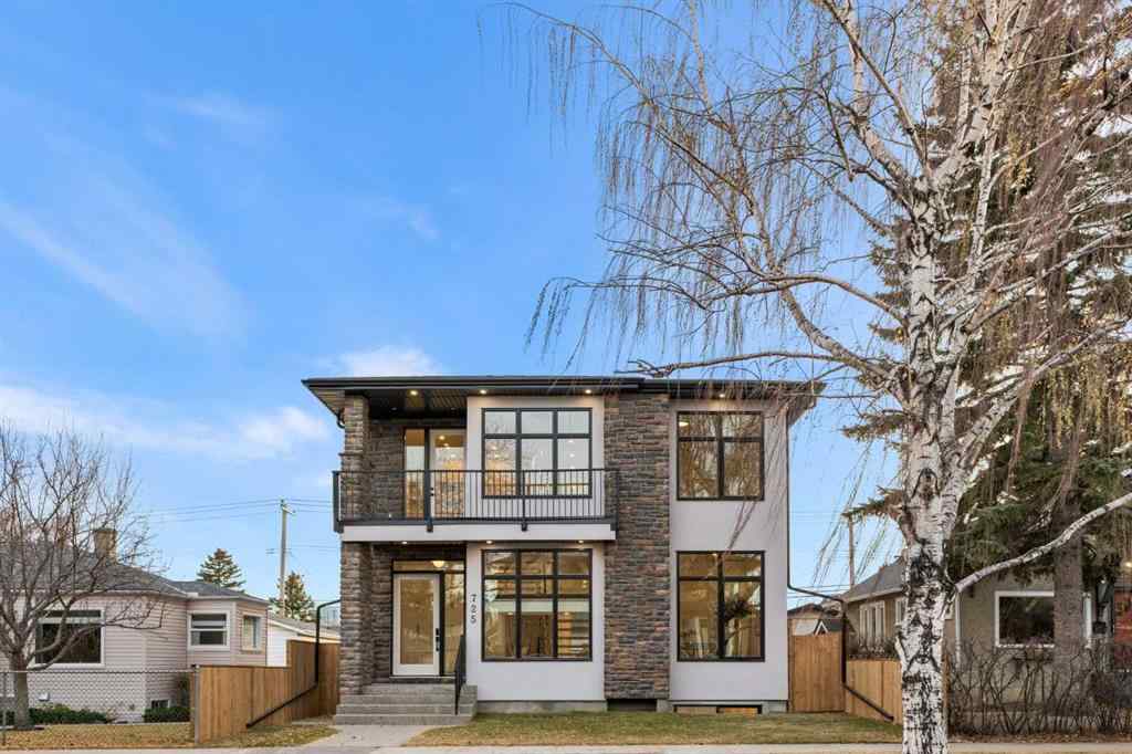 MLS® A2270822 - 725 18 Avenue NW in Mount Pleasant Calgary, Residential