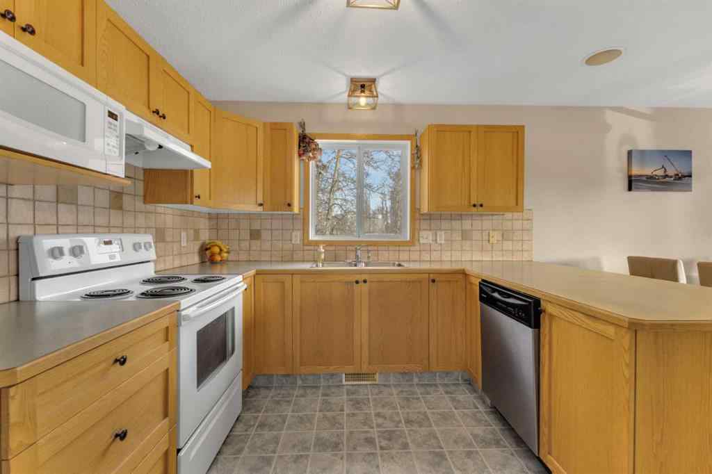 MLS&reg; # A2270823 - 5147 52 Street  in NONE Caroline, Residential Open Houses