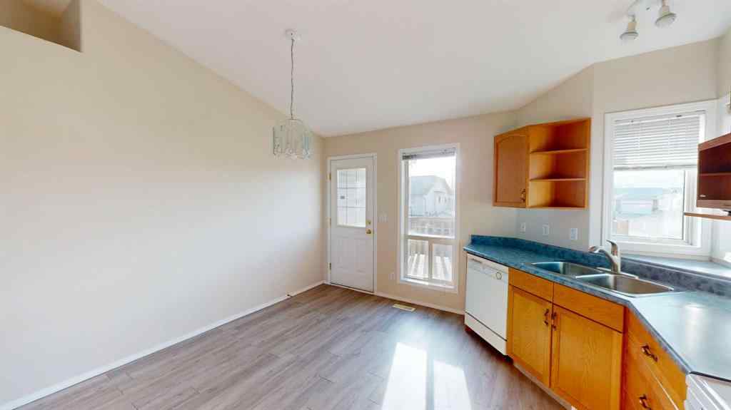 MLS&reg; # A2270824 - 10317 74 Avenue  in Mission Heights Grande Prairie, Rental Open Houses