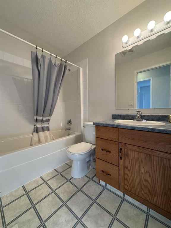 MLS&reg; # A2270824 - 10317 74 Avenue  in Mission Heights Grande Prairie, Rental Open Houses