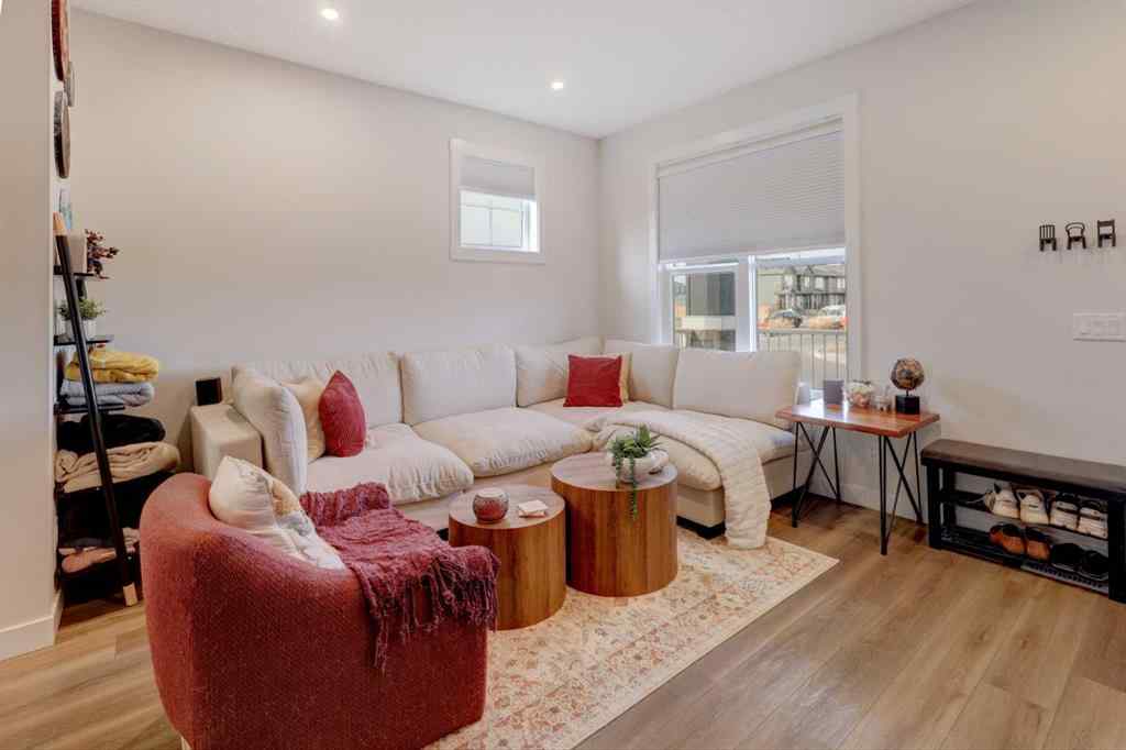 MLS&reg; # A2270826 - 1601 Chinook Gate Drive SW in Chinook Gate Airdrie, Residential Open Houses