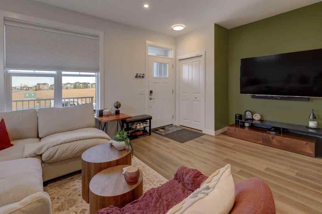 MLS&reg; # A2270826 - 1601 Chinook Gate Drive SW in Chinook Gate Airdrie, Residential Open Houses